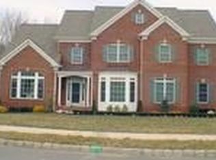 5 Villa Farms Cir, Monroe Township, NJ 08831