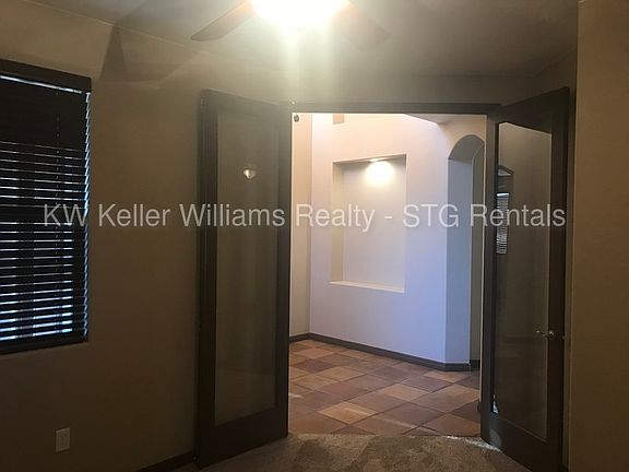 3rd image of 3075 E Autumn Rose Dr