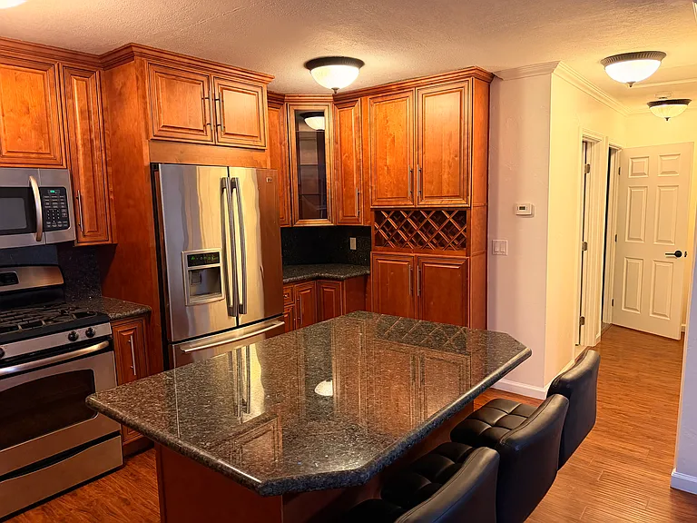 4495 Campus Ave #B — Photo 18