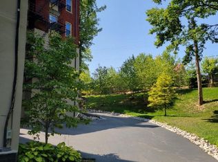 334 Forest Ave #B6, Cincinnati, OH 45229