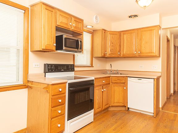 5th image of 5119 N Lotus Ave
