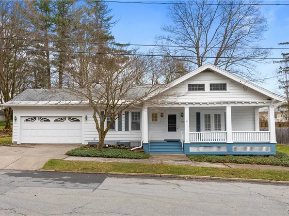 30 Beverly Pl, Utica, NY 13501
