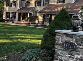 1025 Pheasant Meadow Rd, Blue Bell, PA 19422