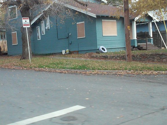 5th image of 349 Crater Lake Pkwy