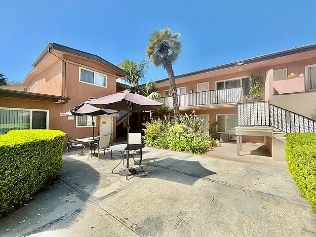 1810 W Sallie Ln #M10 — Photo 11
