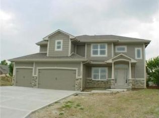 340 SE Golden Lane Rd, Lees Summit, MO 64063