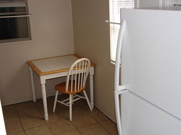 4th image of 518 S 25th St