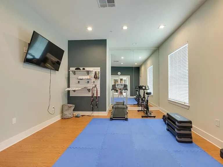 2400 Louis Henna Blvd #301 — Photo 11