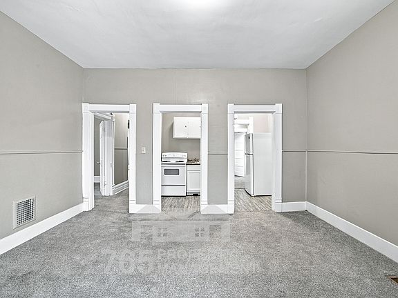 3rd image of 603 S Main St APT 3