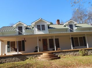 10539 Buckner Ridge Rd, Bon Aqua, TN 37025