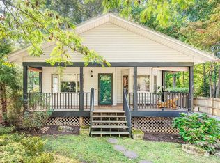 2 Homewood Dr, Asheville, NC 28803