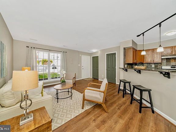 5th image of 1822 Triple Feather Rd #87