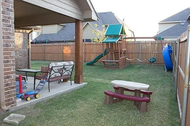 4307 Oak Bluff Rd — Photo 24