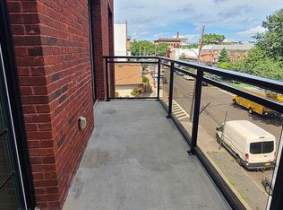 4020 23rd Ave #3A, Astoria, NY 11105