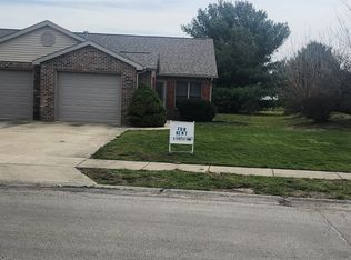 1349 Rosewood Dr, Mount Zion, IL