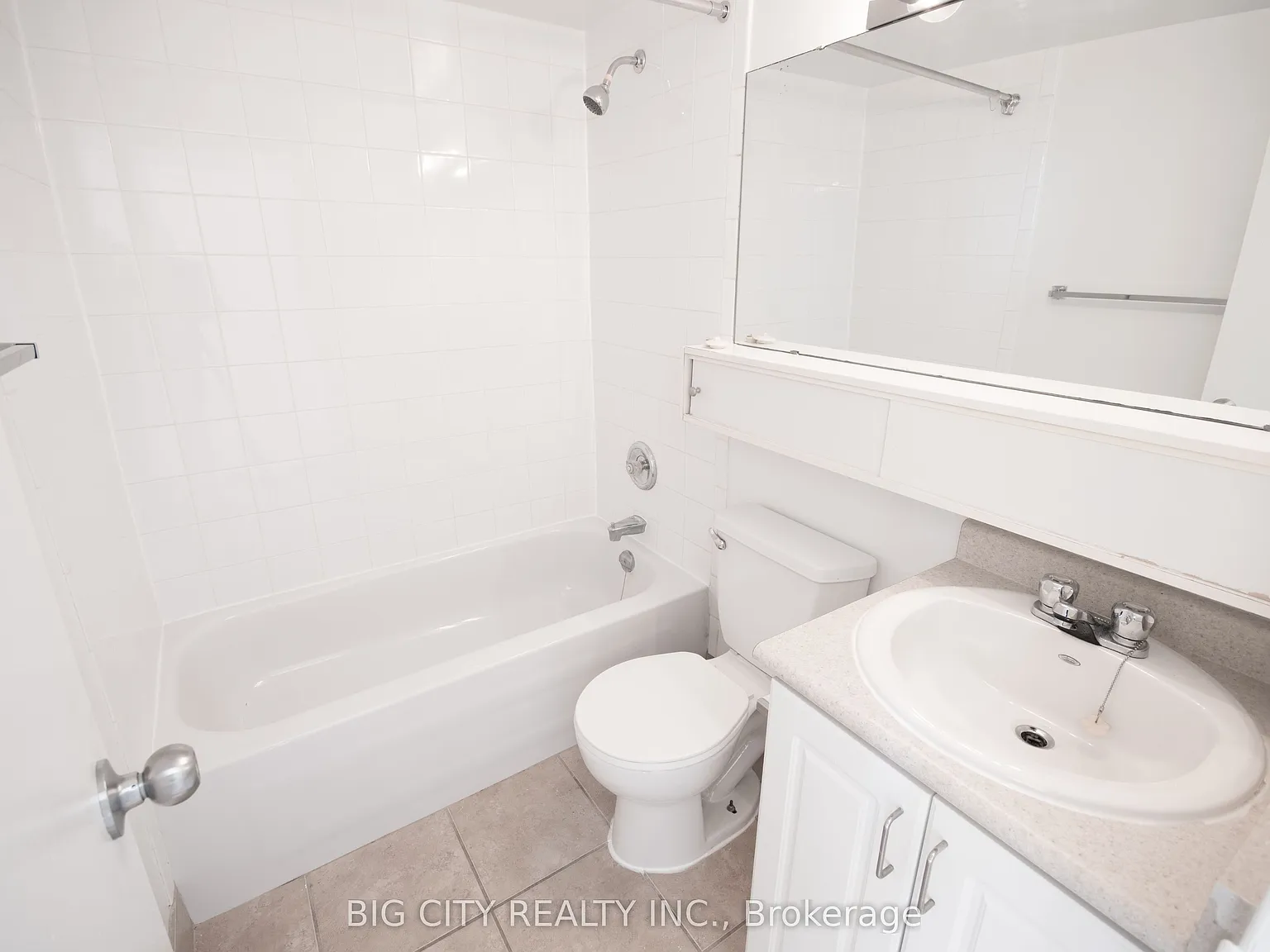 Studio, $1,700 — Photo 4