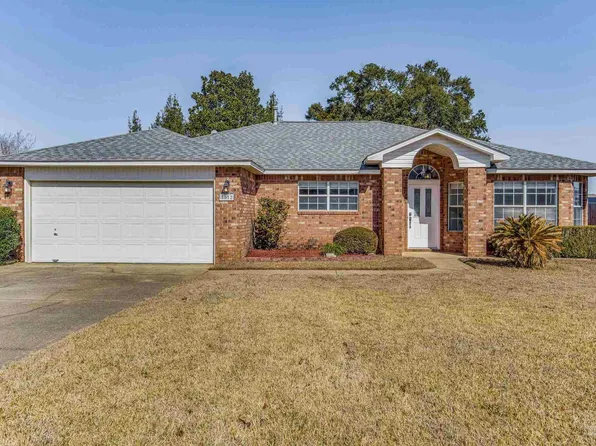 3052 Red Fern Rd, Cantonment, FL 32533