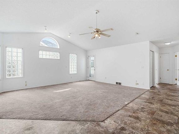 5th image of 12 E Woodside Rise NW #31