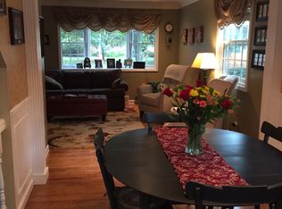 409 Riddle St, Howell, MI 48843