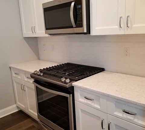 5th image of 273 Broadway Unit 7