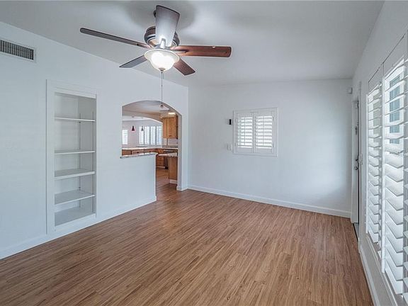 3rd image of 3676 Dubsdread Cir
