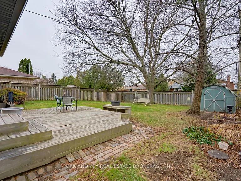 13 Dunwich Dr — Photo 26