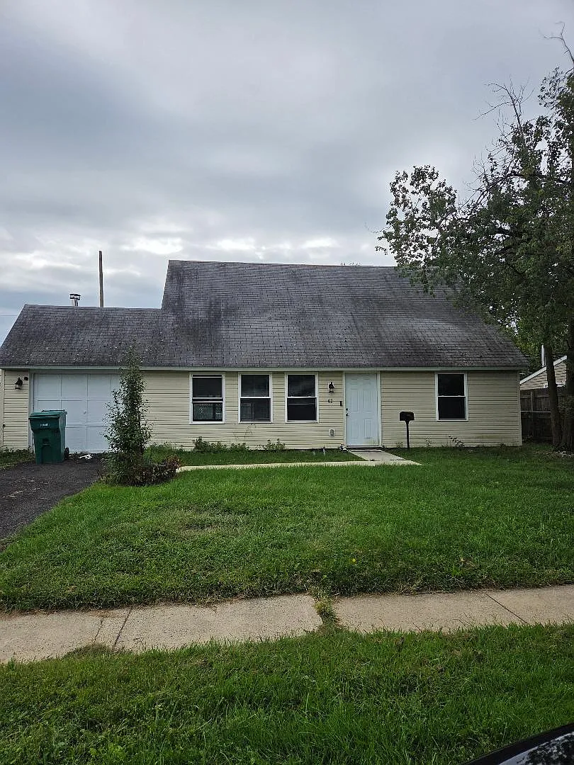 4 bed, 1200 sqft, $2,475 — Photo 1