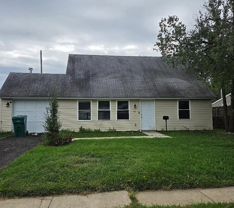 42 Indian Red Rd