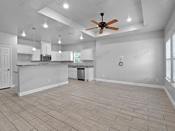 3rd image of 3411 Pickett St