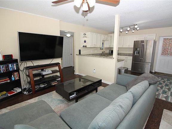 5th image of 4903 Magnolia Ave