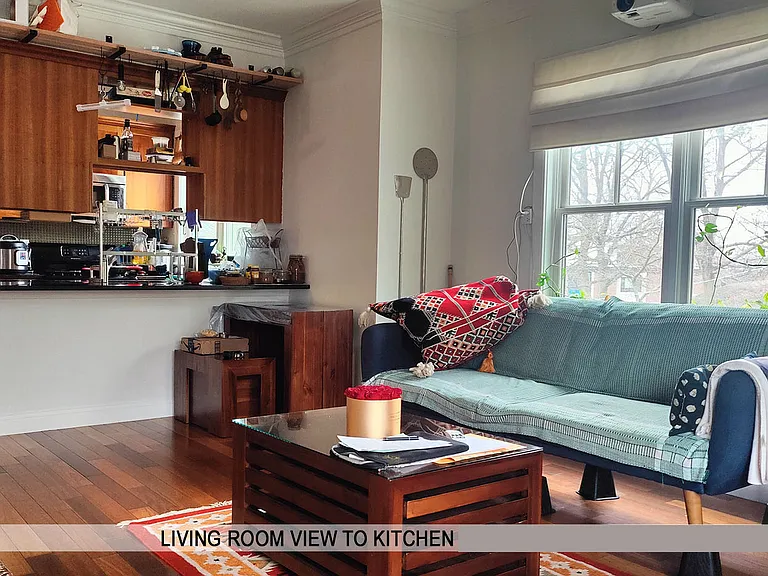 81 Westminster Ave #D — Photo 5