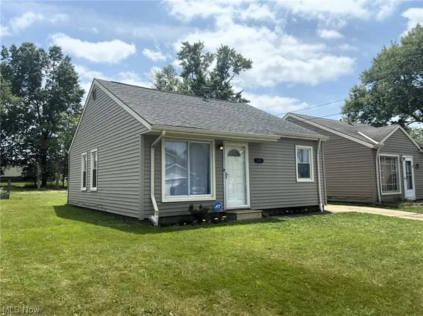 6205 Flowerdale Ave, Cleveland, OH 44144