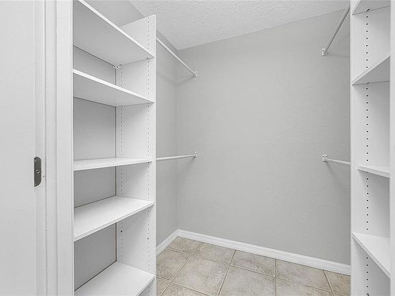 4th image of 3295 Fox Chase Cir N APT 105