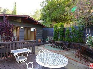 8537 Walnut Dr, Los Angeles, CA 90046