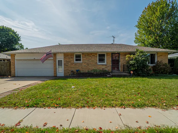 104 David Ct, La Porte, IN 46350
