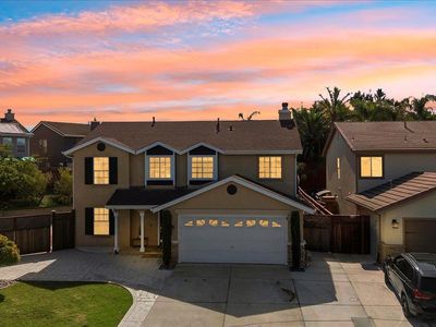2451 Paradise Cir, Hollister, CA, 95023