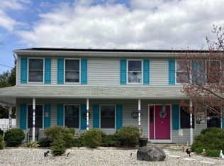38 Birch St, Beachwood, NJ 08722