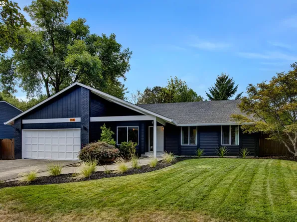 9515 SW New Forest Dr, Beaverton, OR 97008