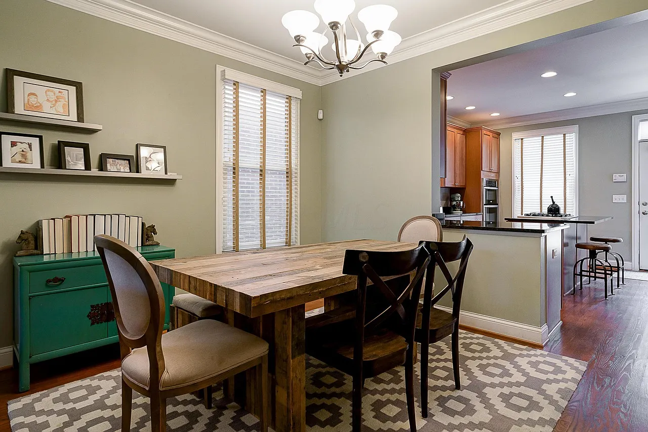 3 bed, 3.5 bath, 1880 sqft, $3,700 — Photo 4