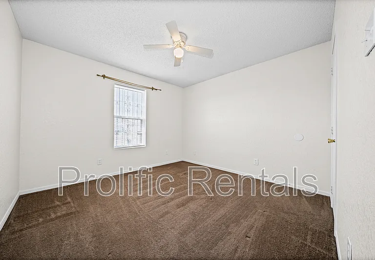3211 Tom Lockett Dr — Photo 18