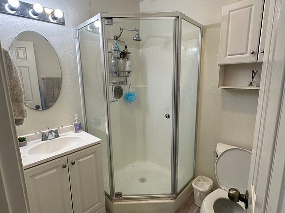 4th image of 1469 Hornblend St #3