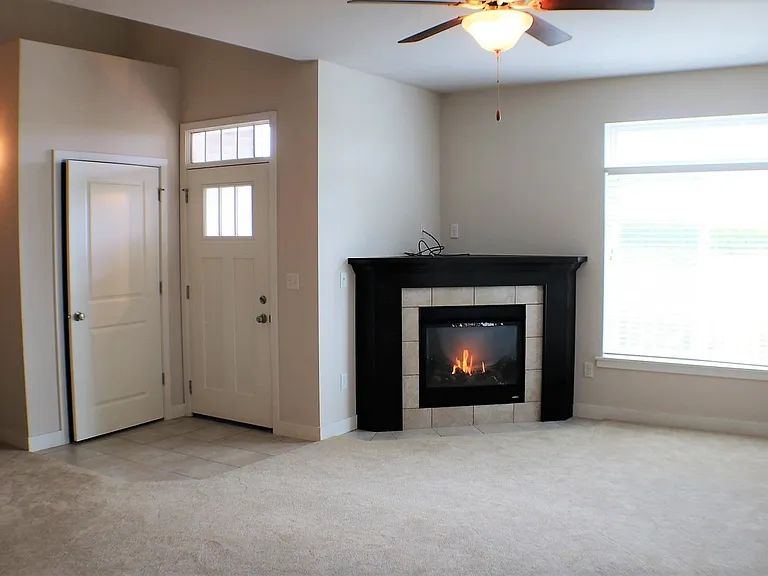 459 Taft Ave SE — Photo 5