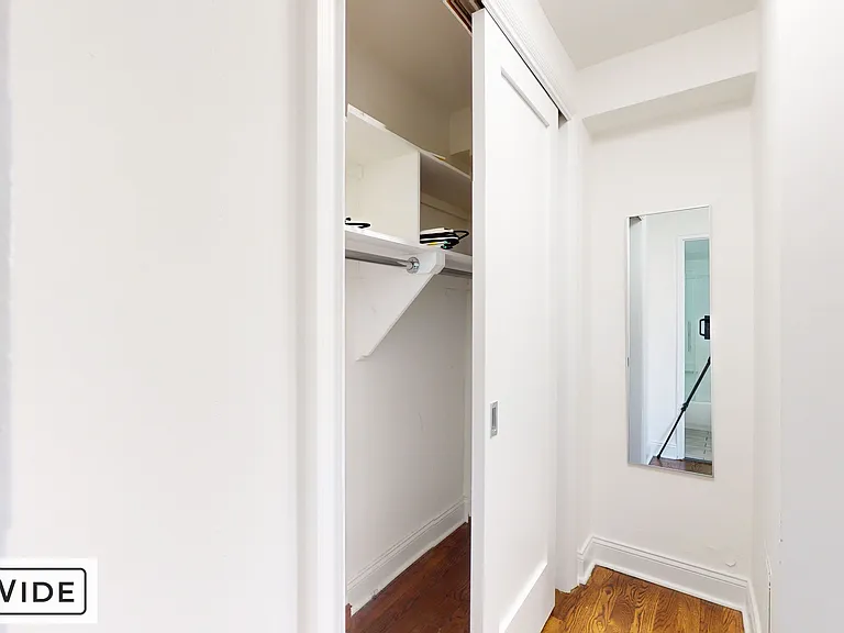145 E 16th St #17G — Photo 4