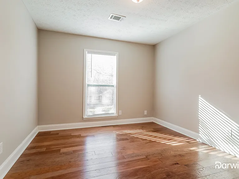 5299 Arrowind Rd — Photo 9
