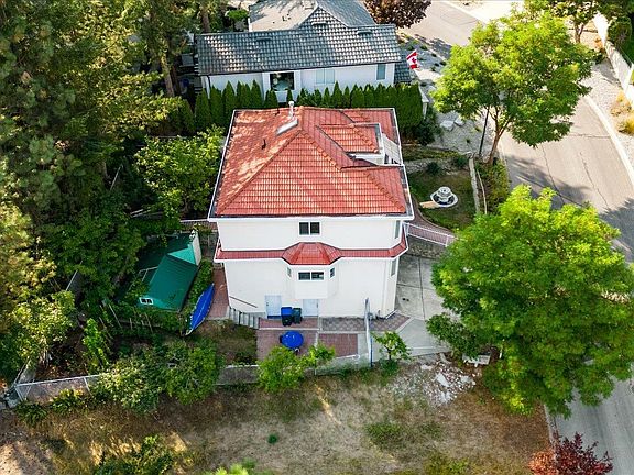 4th image of 452 Glen Pine Ct #30