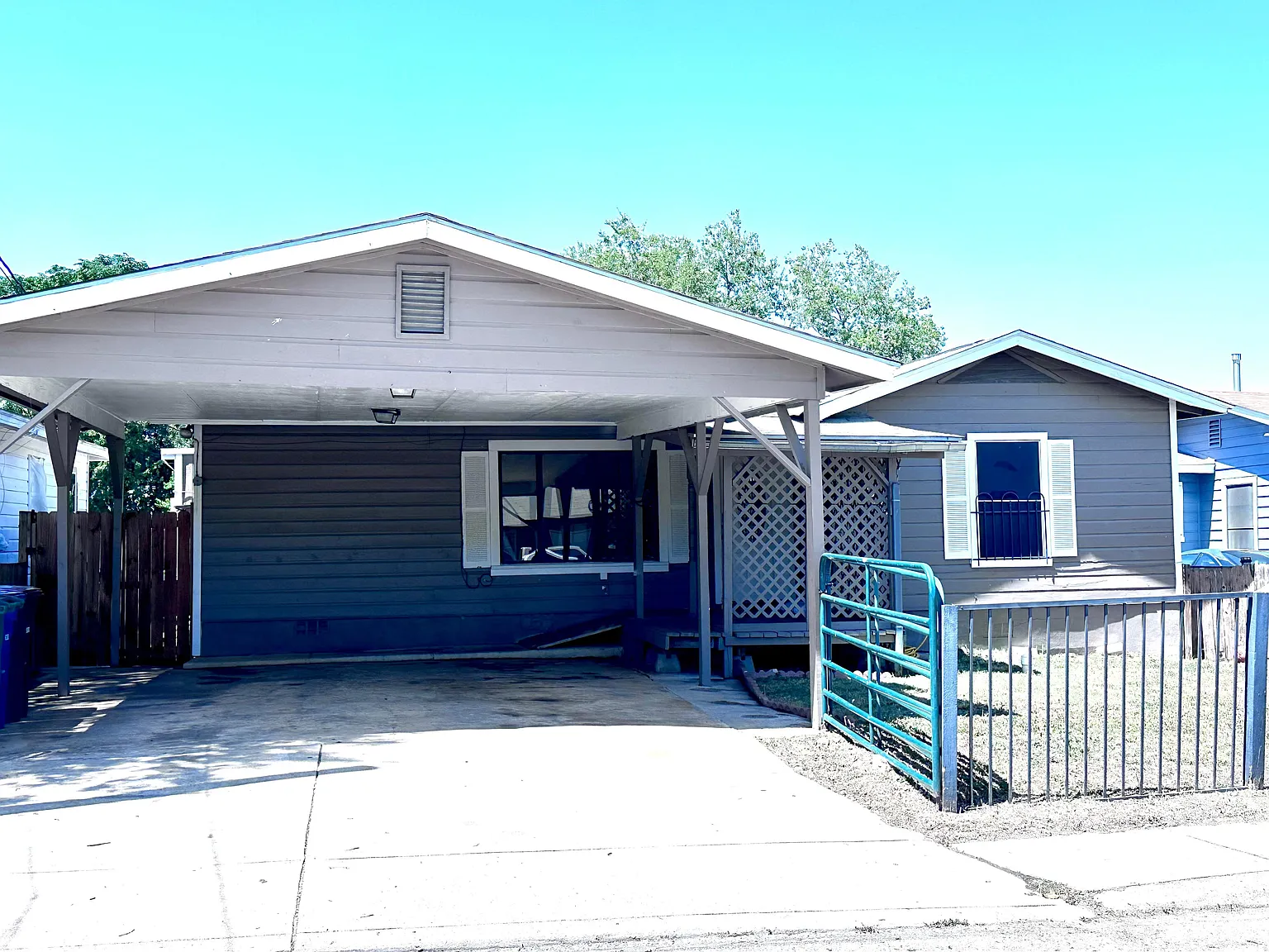5 bed, 1955 sqft, $2,000 — Photo 2