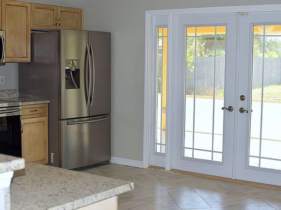 3rd image of 11648 Forest Mere Dr