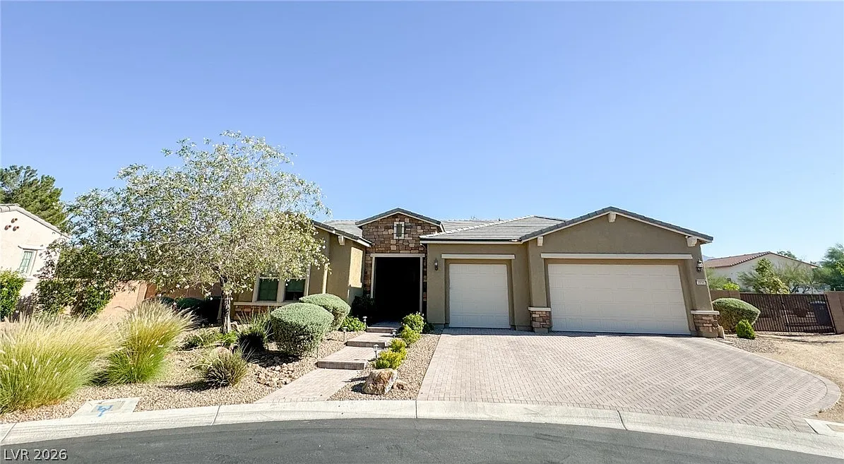 4 bed, 3.0 bath, 3252 sqft, $3,795 — Photo 1