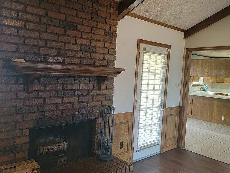 1801 Andy Cir — Photo 6