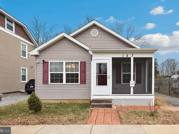 127 Princess Anne St, Fredericksburg, VA 22401